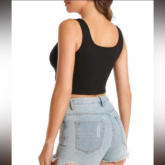 NEW, Black Sleeveless Crop Tank Top, size Large - Picture 2 of 3